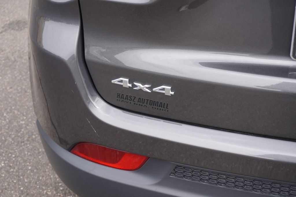 2024 Jeep Compass Latitude Lux FWD