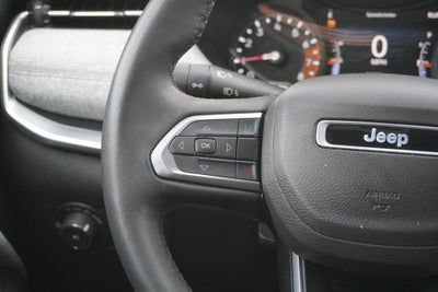 2024 Jeep Compass Latitude Lux FWD