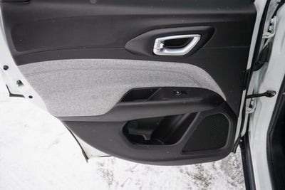 2024 Jeep Compass Latitude Lux FWD