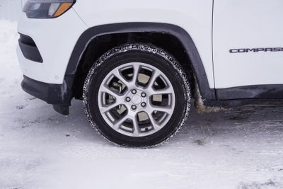 2024 Jeep Compass Latitude Lux FWD
