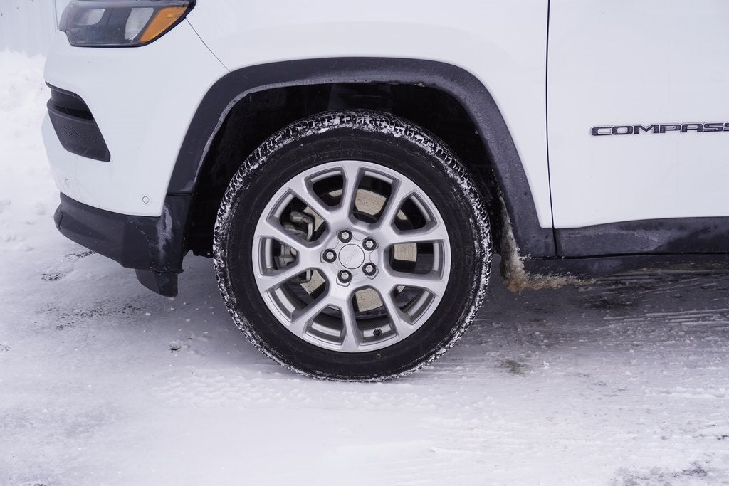 2024 Jeep Compass Latitude Lux FWD