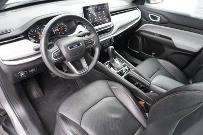 2023 Jeep Compass Latitude Lux FWD