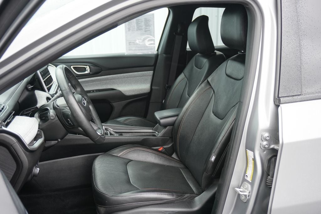 2023 Jeep Compass Latitude Lux FWD