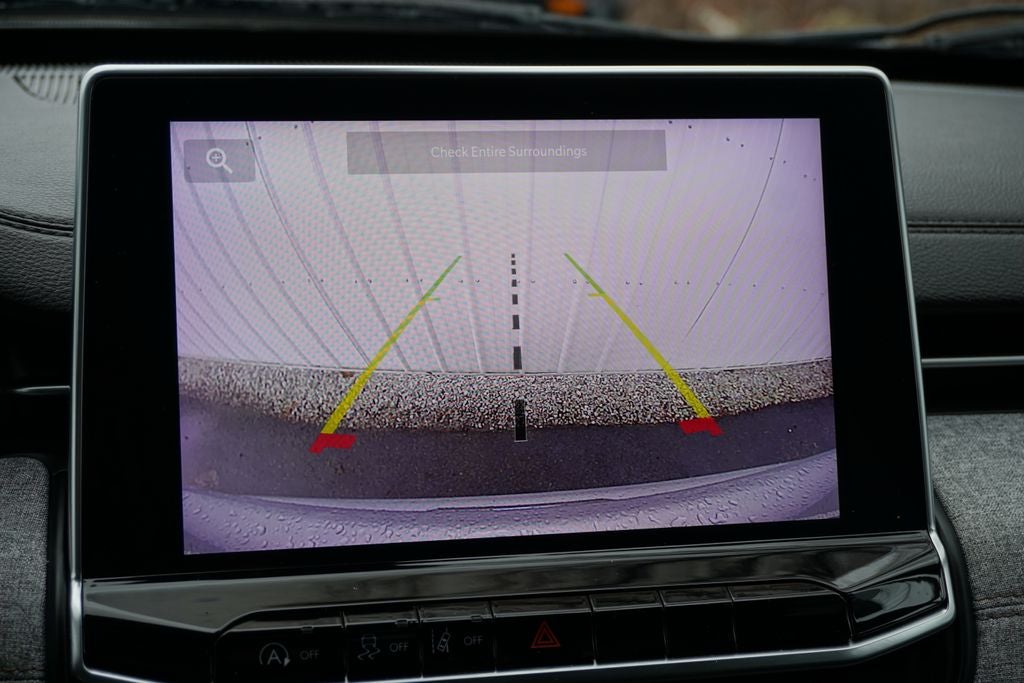 2023 Jeep Compass Latitude Lux FWD