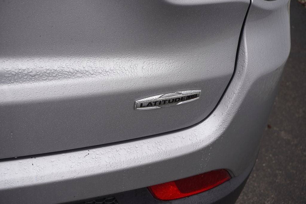 2023 Jeep Compass Latitude Lux FWD