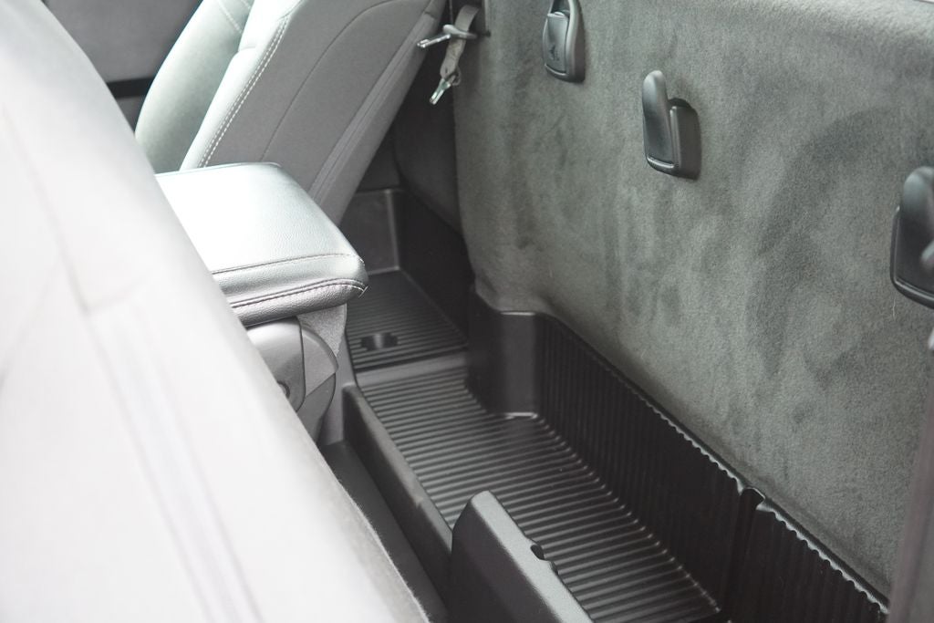2024 RAM 3500 Tradesman Regular Cab 4x4 8' Box