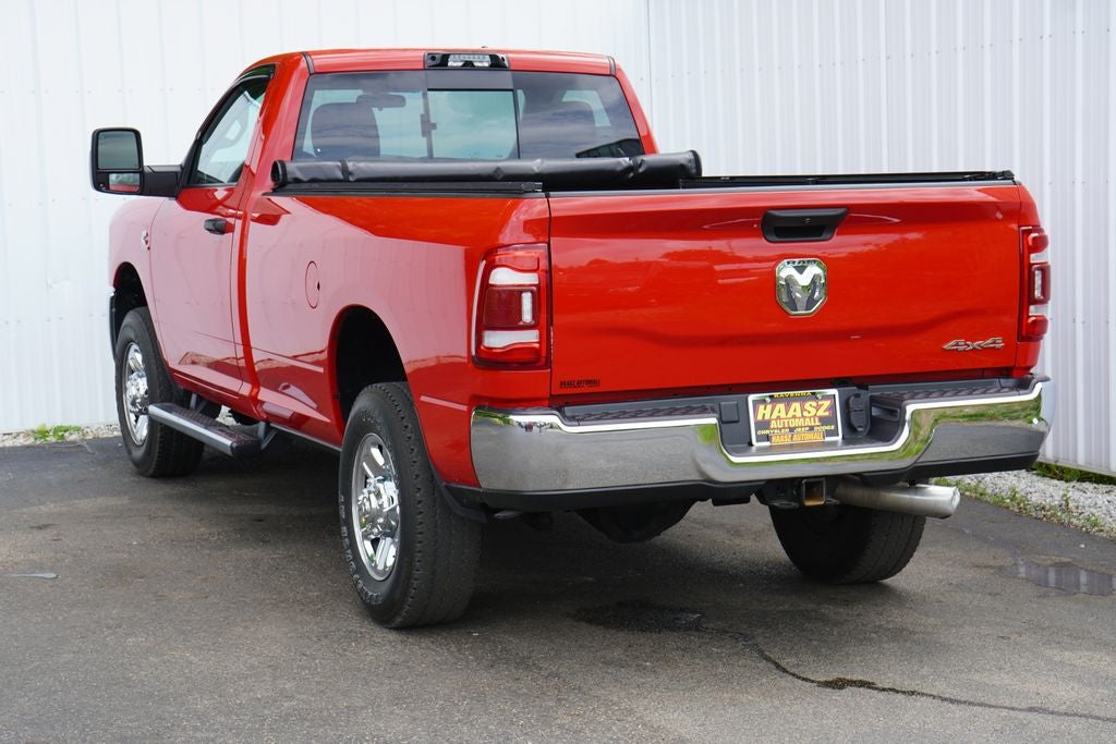 2024 RAM 3500 Tradesman Regular Cab 4x4 8' Box
