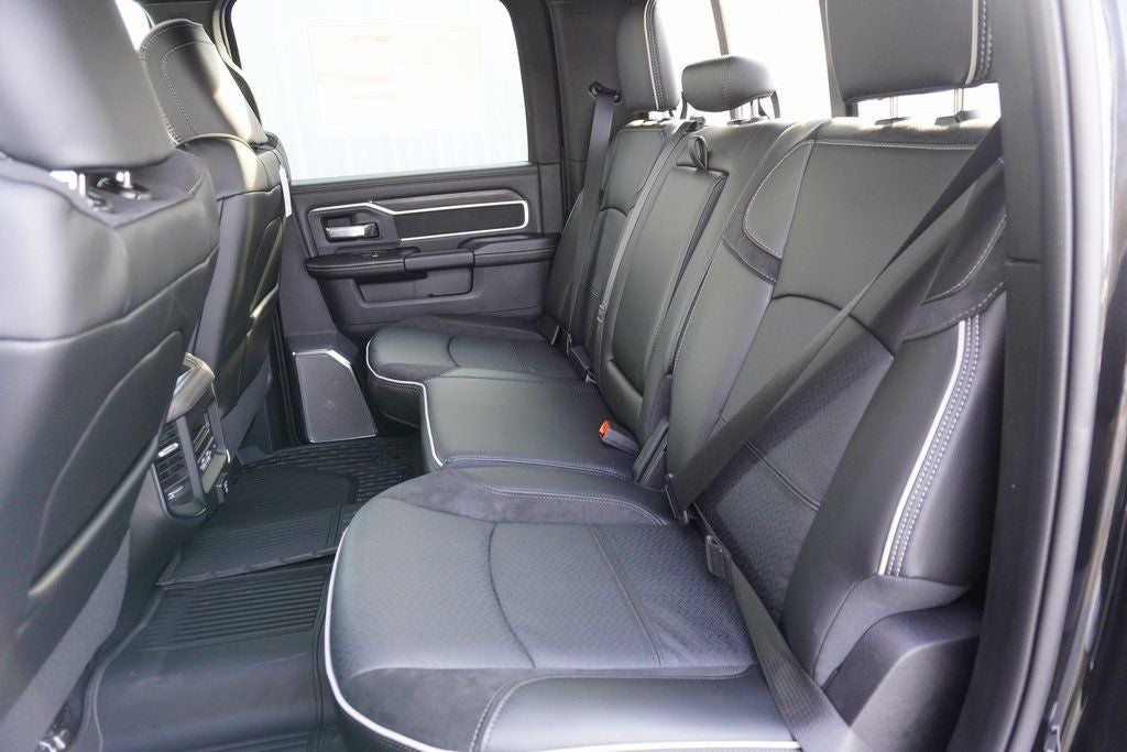 2026 RAM Ram 3500 RAM 3500 LARAMIE CREW CAB 4X4 6'4' BOX