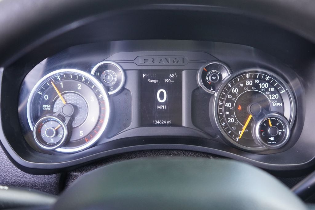 2019 RAM 3500 Tradesman Crew Cab 4x4 8' Box