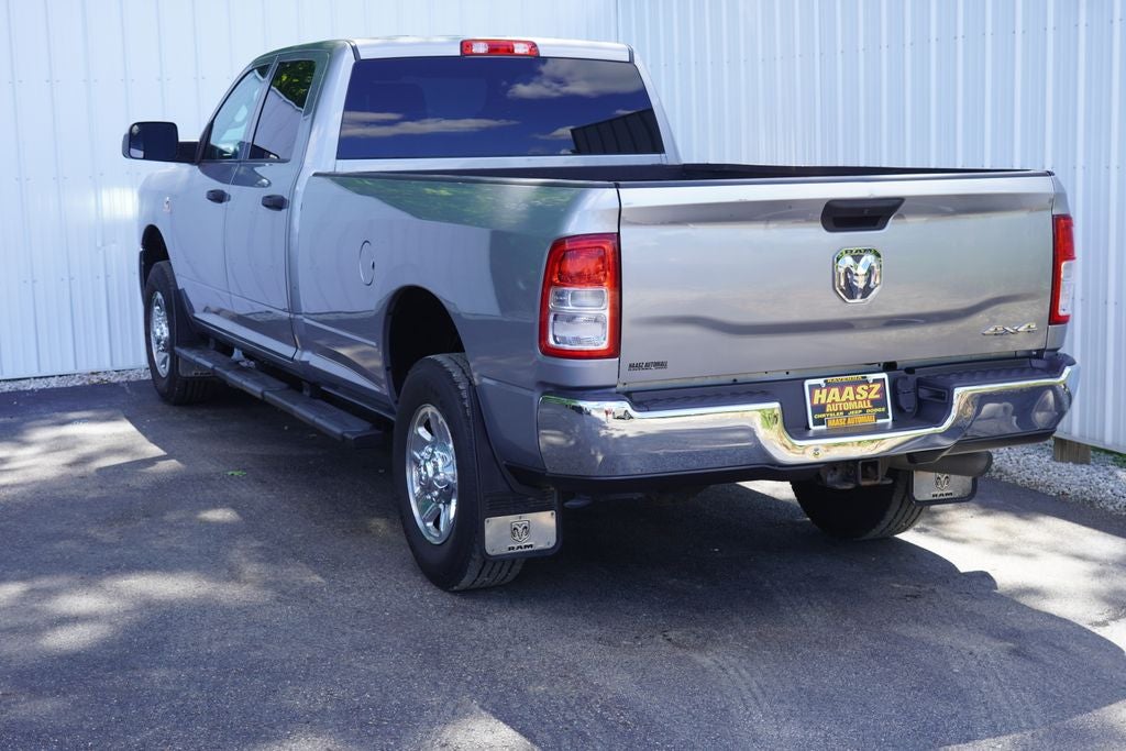 2019 RAM 3500 Tradesman Crew Cab 4x4 8' Box
