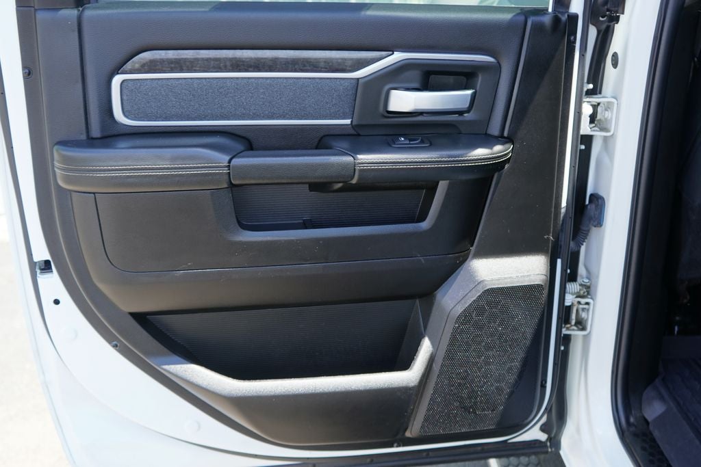 2019 RAM 3500 Big Horn Crew Cab 4x4 8' Box