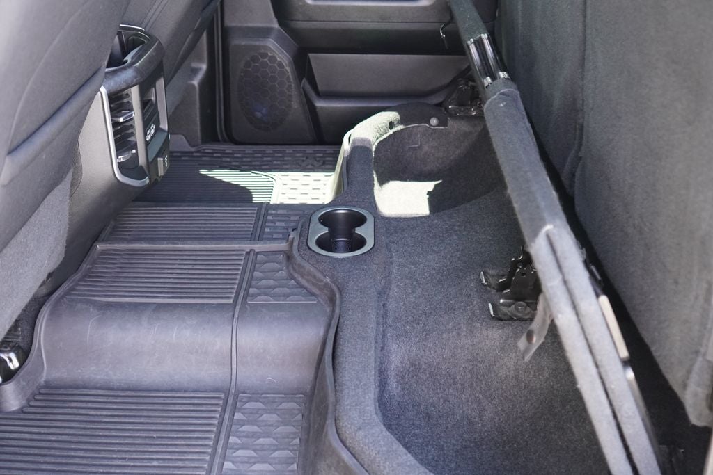 2019 RAM 3500 Big Horn Crew Cab 4x4 8' Box