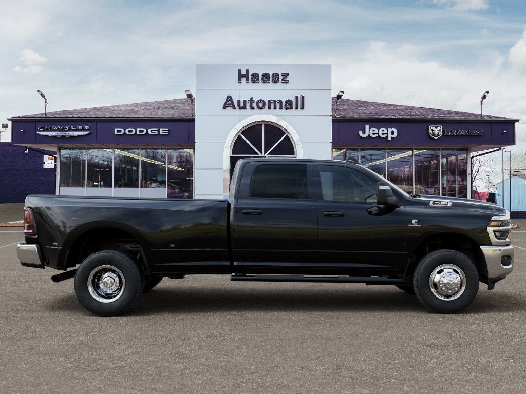 2027 RAM Ram 3500 RAM 3500 TRADESMAN CREW CAB 4X4 8' BOX