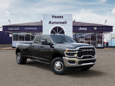 2027 RAM Ram 3500 RAM 3500 TRADESMAN CREW CAB 4X4 8' BOX
