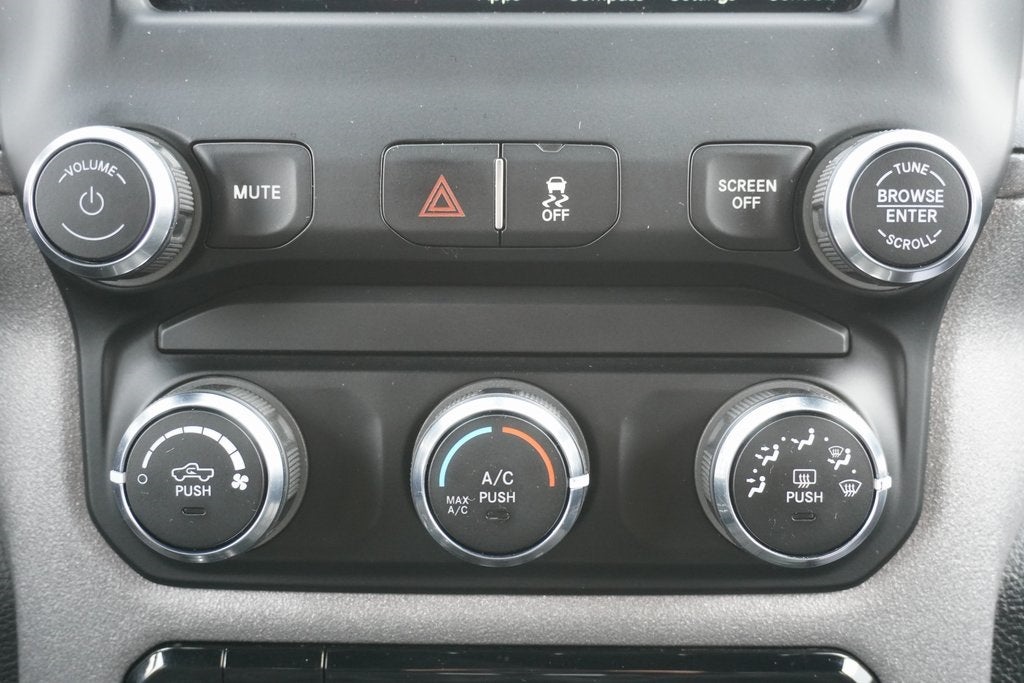 2021 RAM 3500 Tradesman Crew Cab 4x4 8' Box