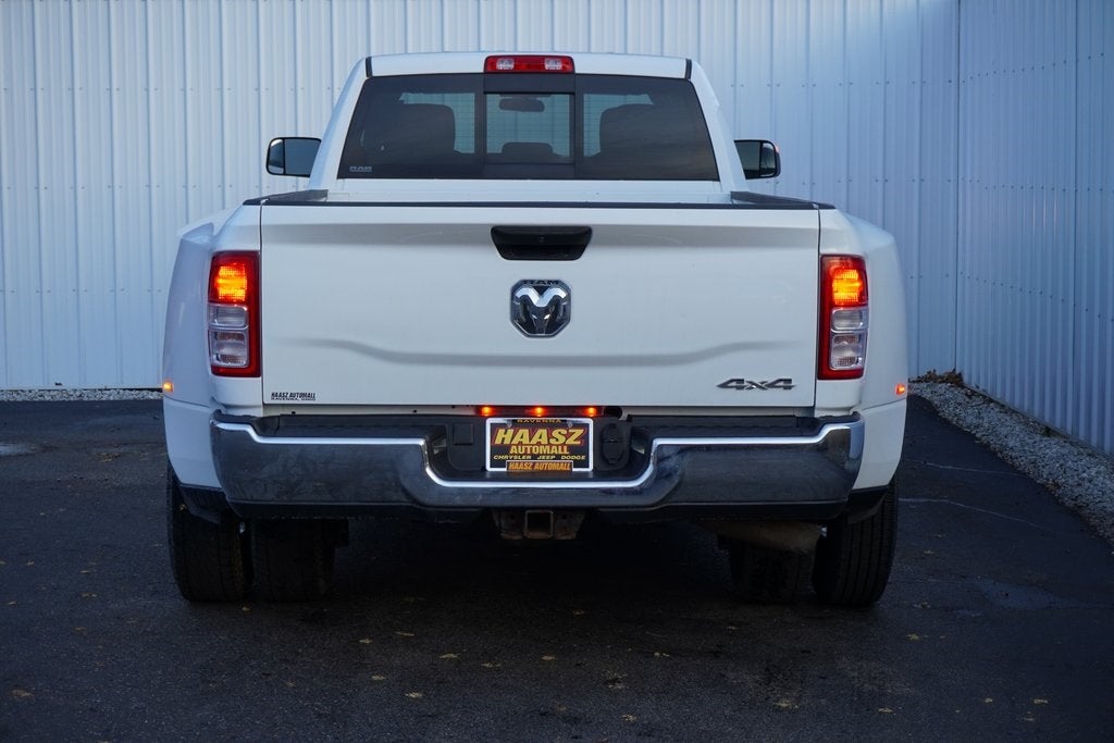 2021 RAM 3500 Tradesman Crew Cab 4x4 8' Box