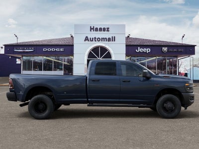 2027 RAM Ram 3500 RAM 3500 TRADESMAN CREW CAB 4X4 8' BOX