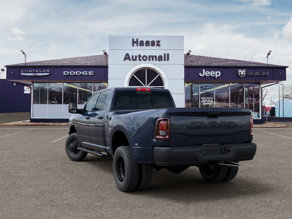 2027 RAM Ram 3500 RAM 3500 TRADESMAN CREW CAB 4X4 8' BOX
