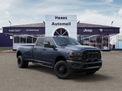 2027 RAM Ram 3500 RAM 3500 TRADESMAN CREW CAB 4X4 8' BOX