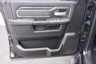 2024 RAM 3500 Big Horn Crew Cab 4x4 8' Box