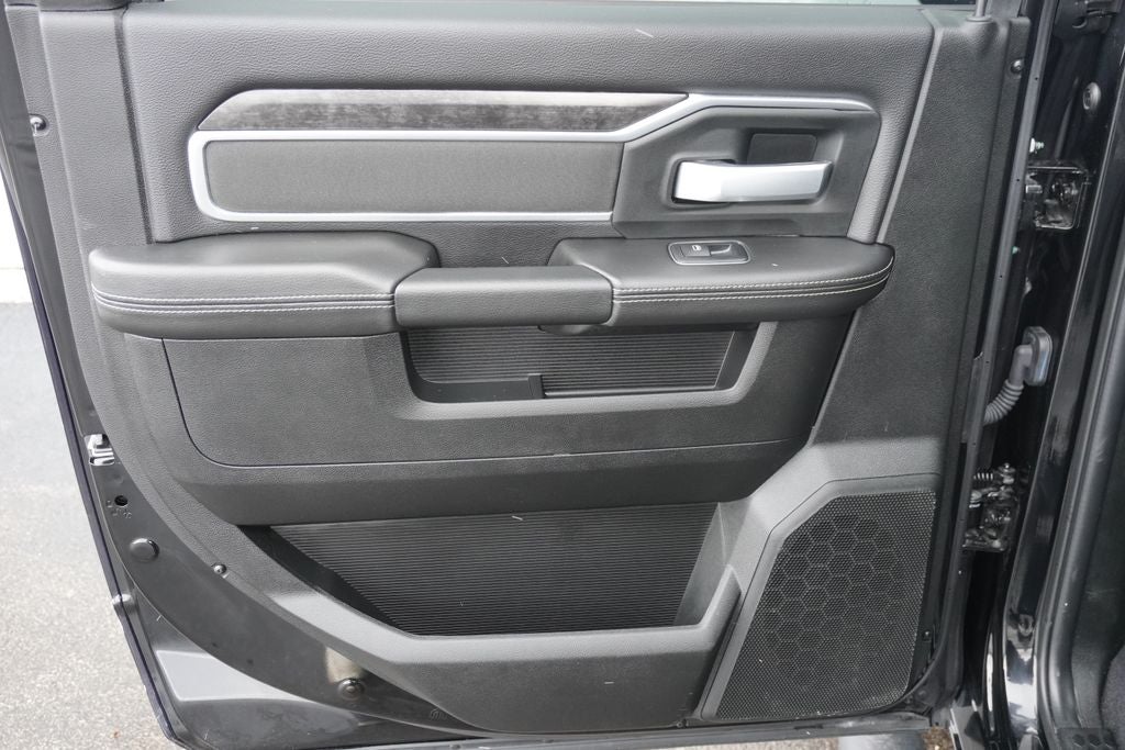 2024 RAM 3500 Big Horn Crew Cab 4x4 8' Box