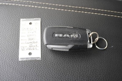 2024 RAM 3500 Big Horn Crew Cab 4x4 8' Box