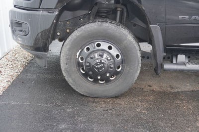 2024 RAM 3500 Big Horn Crew Cab 4x4 8' Box