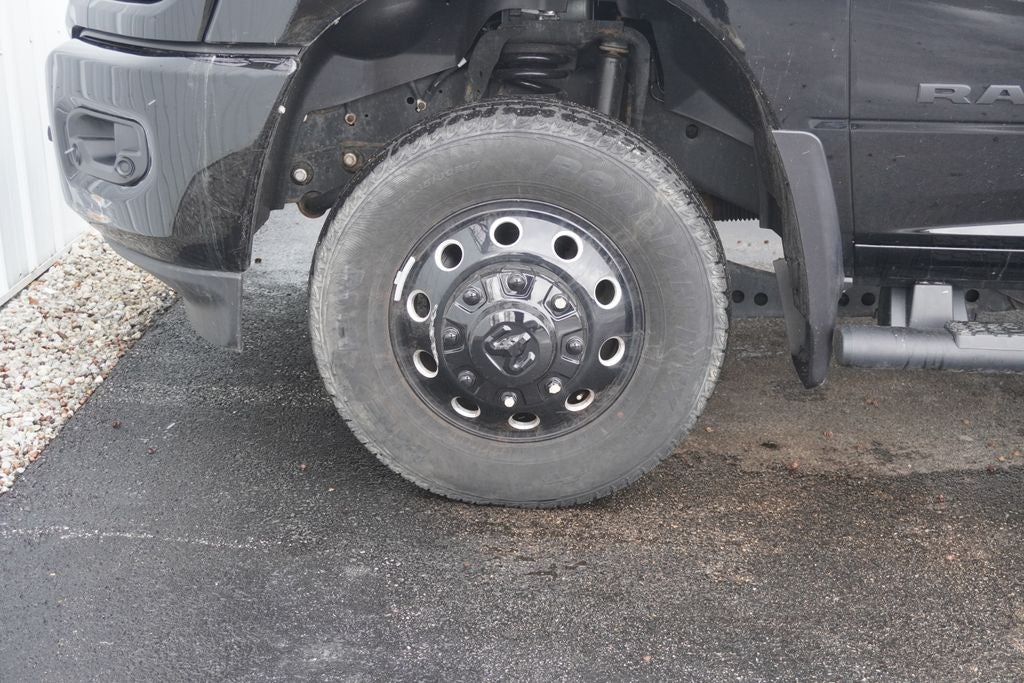 2024 RAM 3500 Big Horn Crew Cab 4x4 8' Box