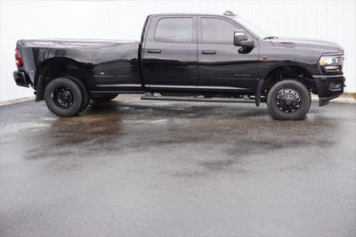 2024 RAM 3500 Big Horn Crew Cab 4x4 8' Box
