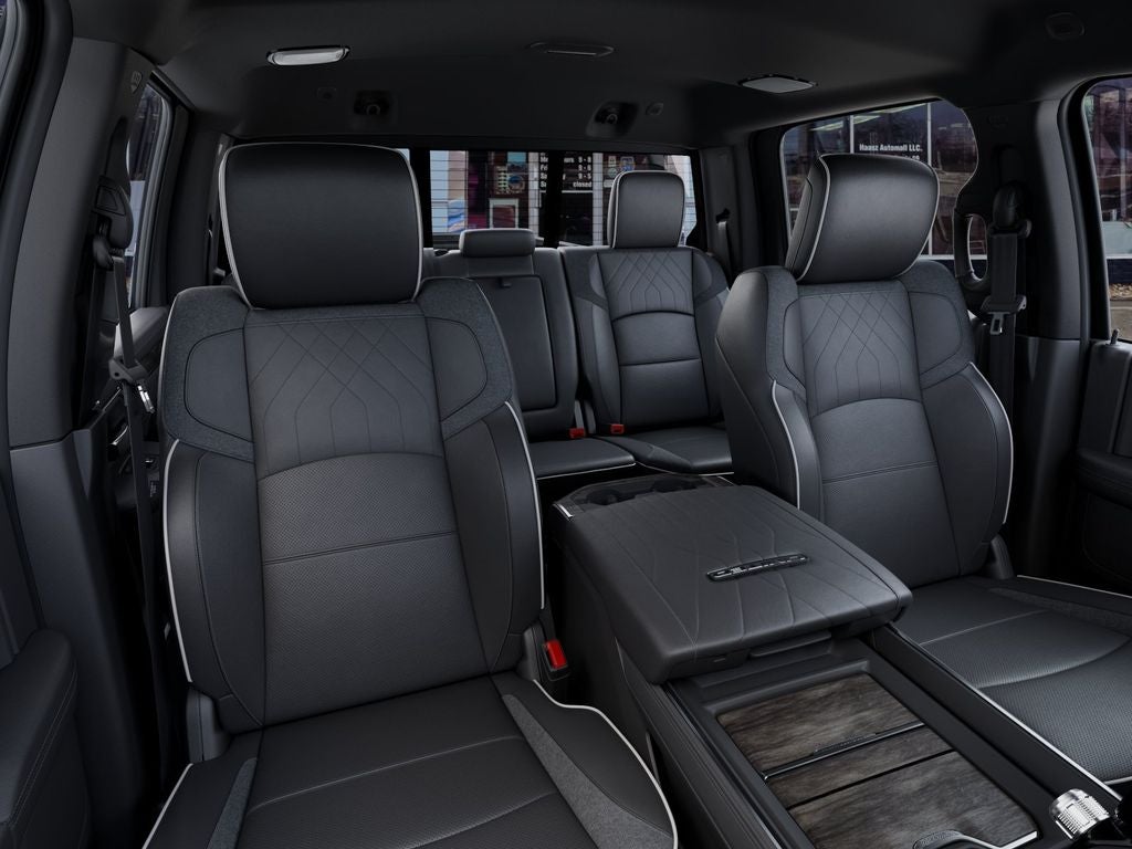 2026 RAM 3500 Limited Crew Cab 4x4 8' Box