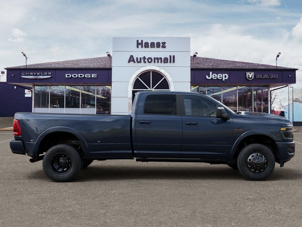 2026 RAM 3500 Limited Crew Cab 4x4 8' Box