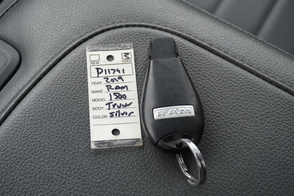 2019 RAM 1500 Classic Tradesman Regular Cab 4x2 8' Box