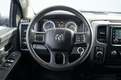 2017 RAM 1500 Express Crew Cab 4x4 5'7' Box