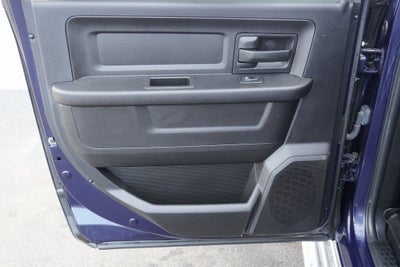 2017 RAM 1500 Express Crew Cab 4x4 5'7' Box