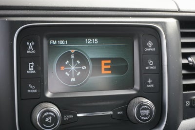 2017 RAM 1500 Express Crew Cab 4x4 5'7' Box