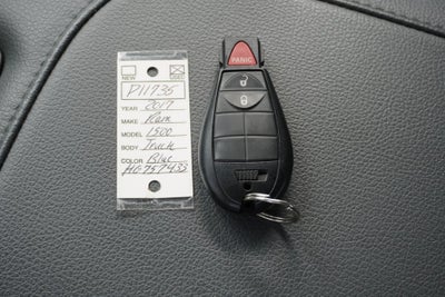 2017 RAM 1500 Express Crew Cab 4x4 5'7' Box