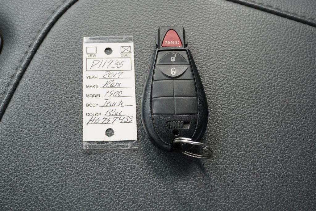 2017 RAM 1500 Express Crew Cab 4x4 5'7' Box