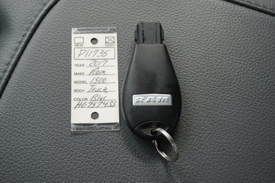 2017 RAM 1500 Express Crew Cab 4x4 5'7' Box