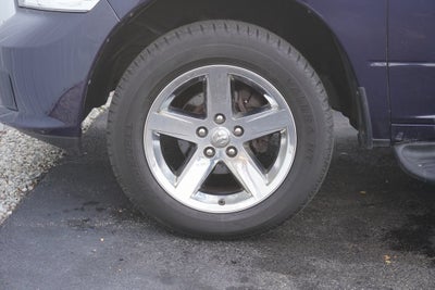 2017 RAM 1500 Express Crew Cab 4x4 5'7' Box