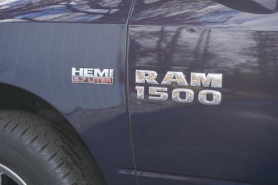 2017 RAM 1500 Express Crew Cab 4x4 5'7' Box