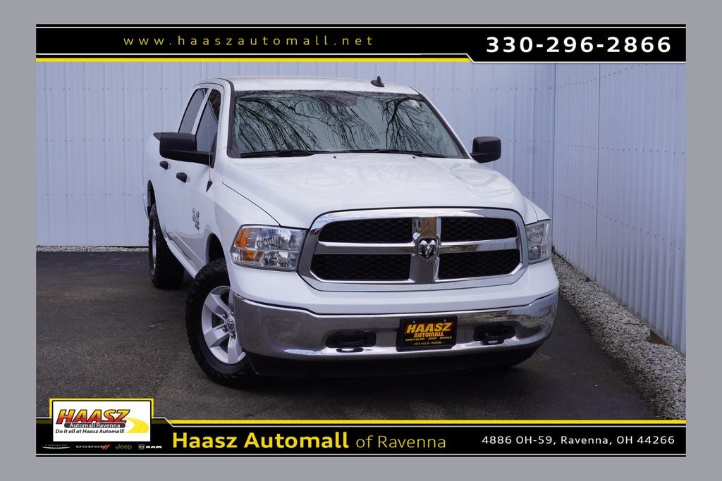 2022 RAM 1500 Classic SLT Crew Cab 4x4 5'7' Box