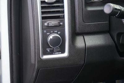 2022 RAM 1500 Classic SLT Crew Cab 4x4 5'7' Box