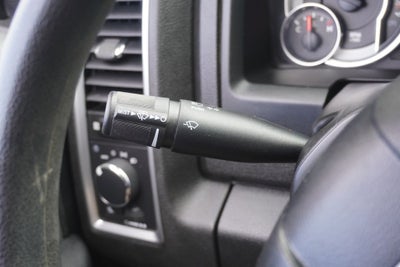 2022 RAM 1500 Classic SLT Crew Cab 4x4 5'7' Box