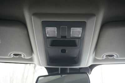 2022 RAM 1500 Classic SLT Crew Cab 4x4 5'7' Box