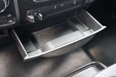 2022 RAM 1500 Classic SLT Crew Cab 4x4 5'7' Box