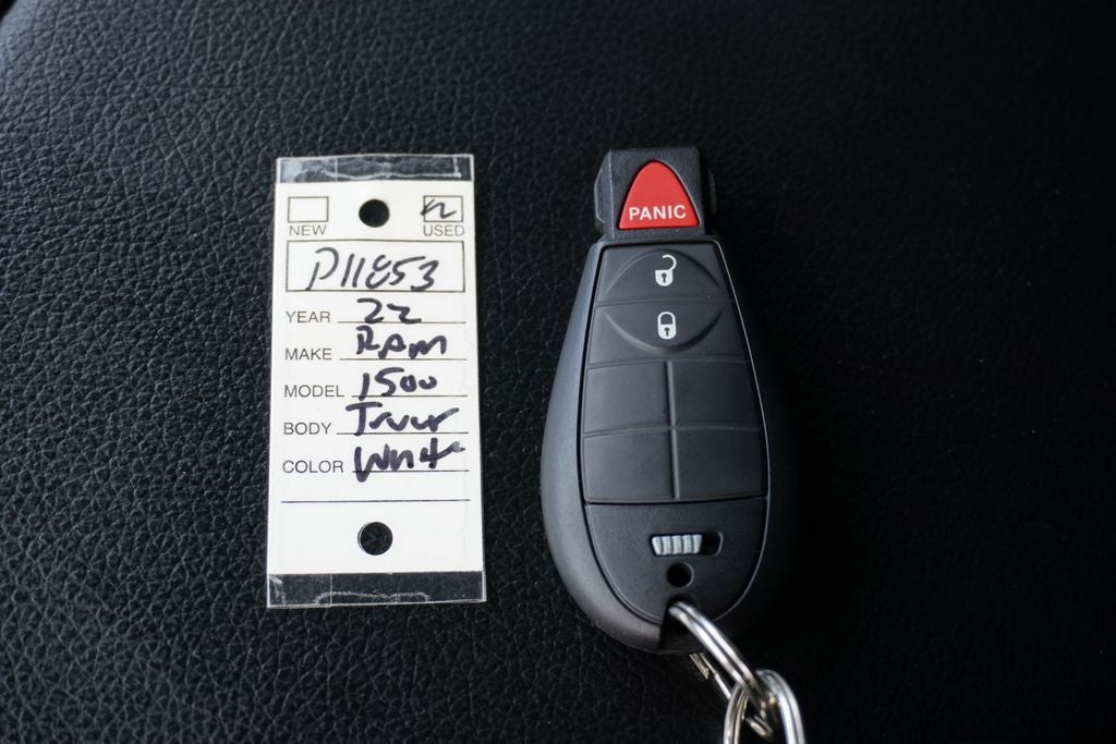 2022 RAM 1500 Classic SLT Crew Cab 4x4 5'7' Box