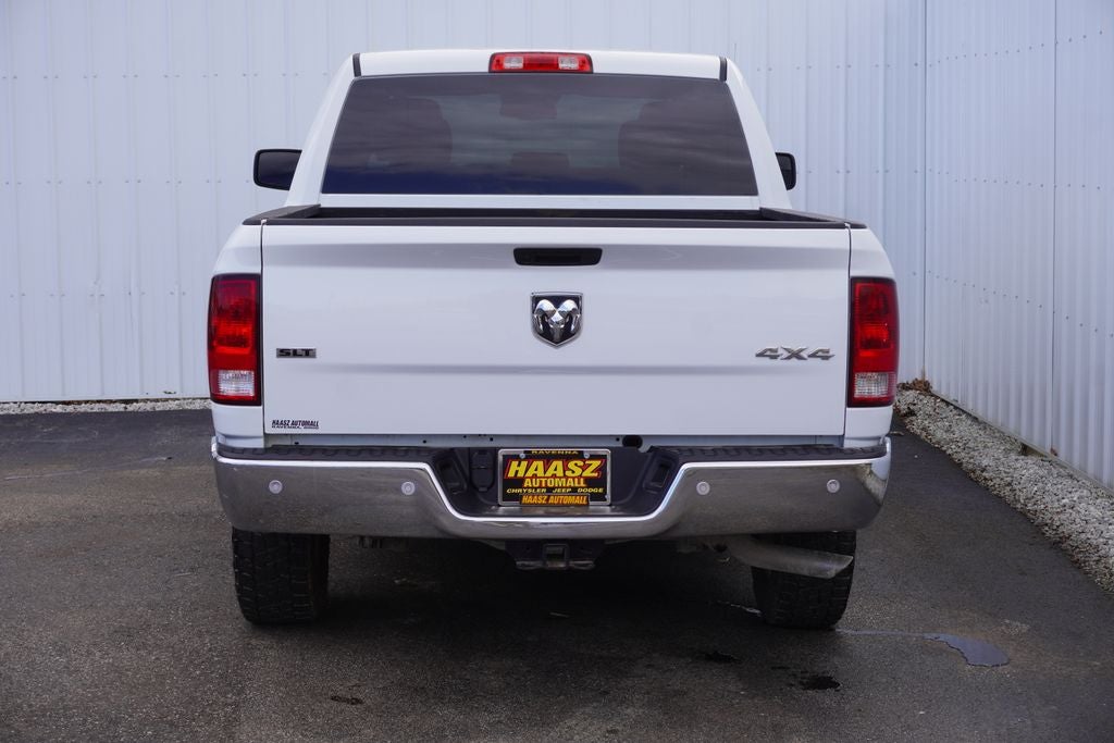 2022 RAM 1500 Classic SLT Crew Cab 4x4 5'7' Box