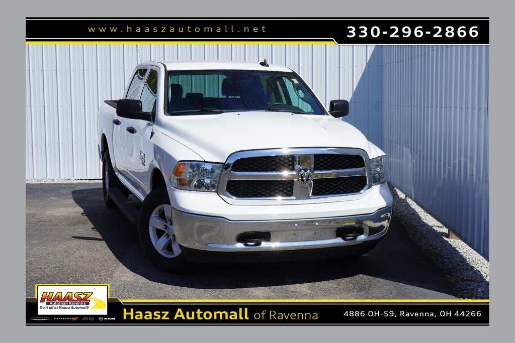 2022 RAM 1500 Classic SLT Crew Cab 4x4 5'7' Box