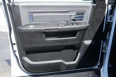 2022 RAM 1500 Classic SLT Crew Cab 4x4 5'7' Box