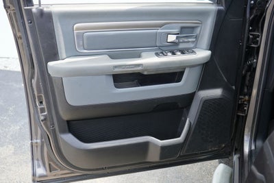 2017 RAM 1500 Big Horn Crew Cab 4x4 5'7' Box